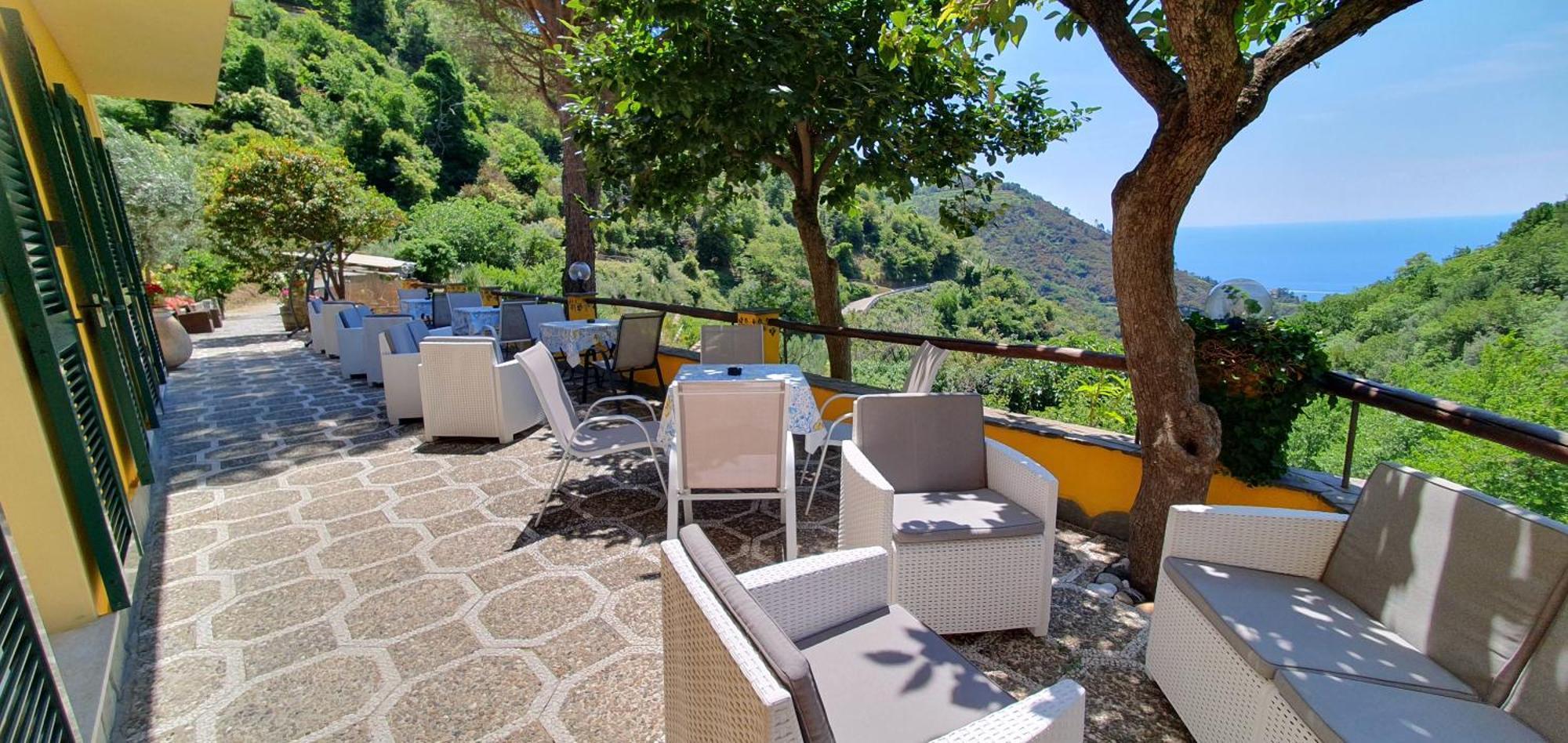 Agriturismo Costa Di Campo Вернаца Екстериор снимка